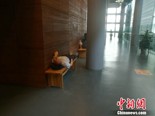 ���������������������������Ӧ����γ���Ӧ�ԣ�