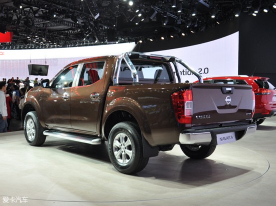 2017ϺչղNavara