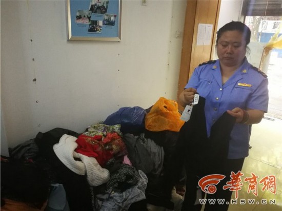 40家店卖 洋垃圾 停业整顿 衣服里夹着外文死亡