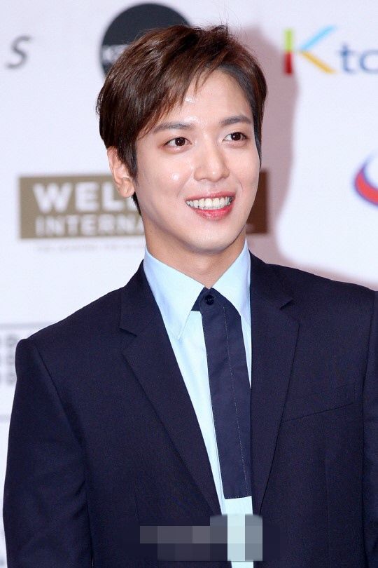 CNBLUE郑容和担任韩流宣传大使 高挑身材+精