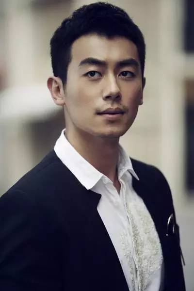 胡歌、王凯、朱亚文、罗晋、黄轩 80后的男星