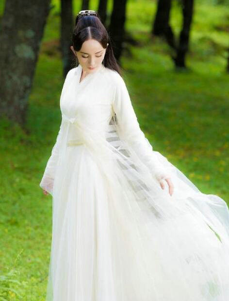 杨幂刘亦菲李若彤赵雅芝刘涛 女星白裙古装照谁最"仙"