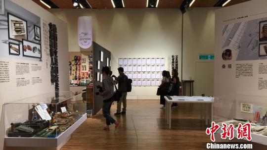 台灣誠品舉辦大型文具展鑽石鉛筆亮相