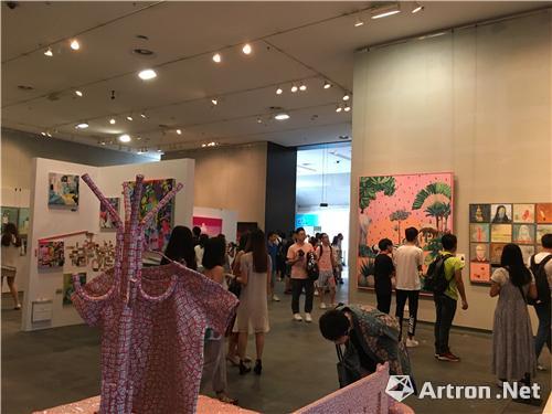 造型艺术学院-油画系作品展示现场