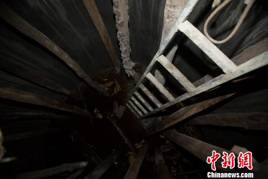 广西平果1村民被困储水池 8村民先后去救9人均