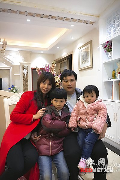 二孩父亲：不易总是有的 但幸福也从未缺席