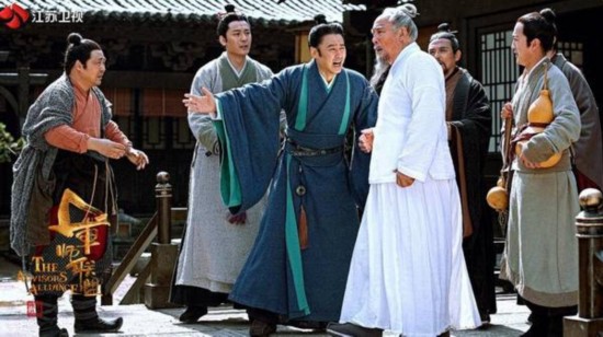 穿越了?《军师联盟》现华佗剖腹产开颅手术