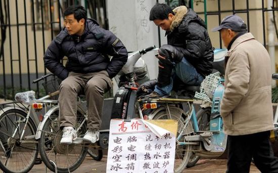 　　很多廢舊家電流入商販之手