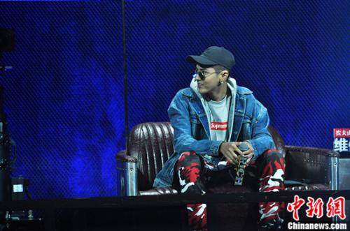 《中国有嘻哈》吴亦凡领衔掀牛仔热 张震岳&