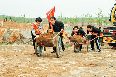 山东淄博临淄区党性教育体检让党员强肌健体