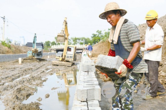 盐城大丰整治黑臭河污水沟 改善水环境