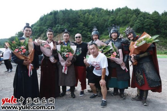 何中华《天下长安》杀青 搭档秦俊杰创贞观之