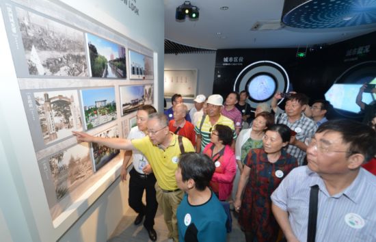 南京知青50年后重回故乡淮安金湖