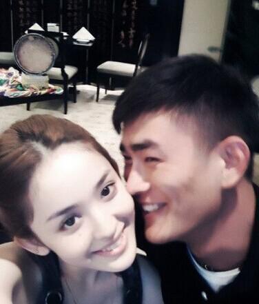 古力娜扎承认自己美空模特出身 却拿赵丽颖说