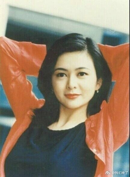 关之琳美艳旧照惊艳时光 无PS年代的她竟然这