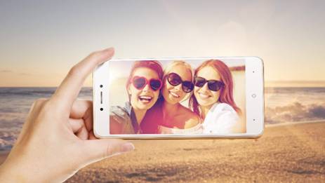 中国移动推出第二款自有品牌手机 购机赠送流量