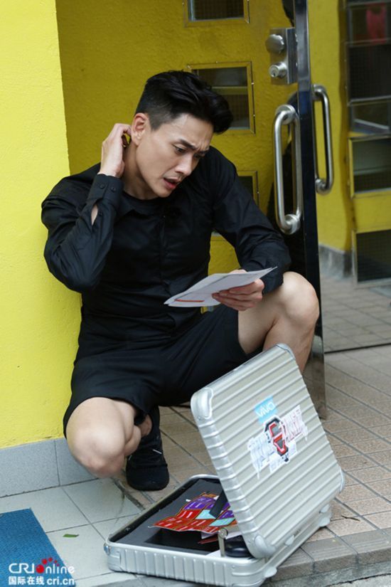 《极限挑战3》香港打响心理战 "迅雷"联盟智压黄磊
