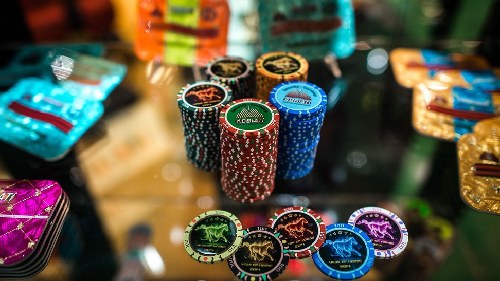 小龙虾电竞进军高校 盘点近年新增奇葩专业