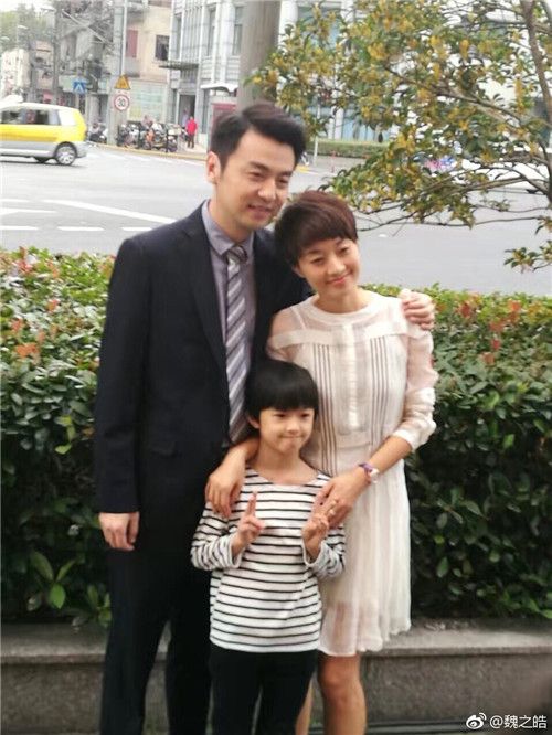 马伊璃的儿子太厉害 会跳街舞还会翻跟头