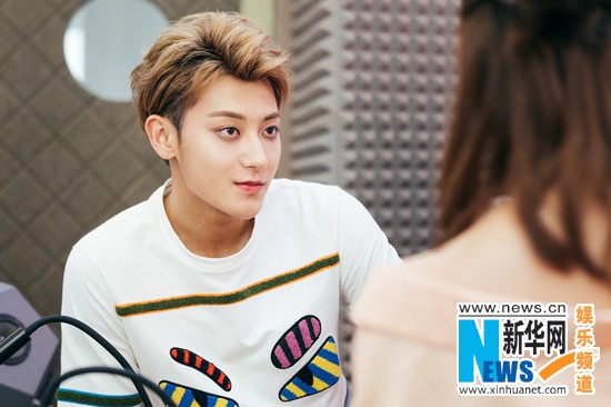 《夜空中最闪亮的星》黄子韬自降片酬!誓将C