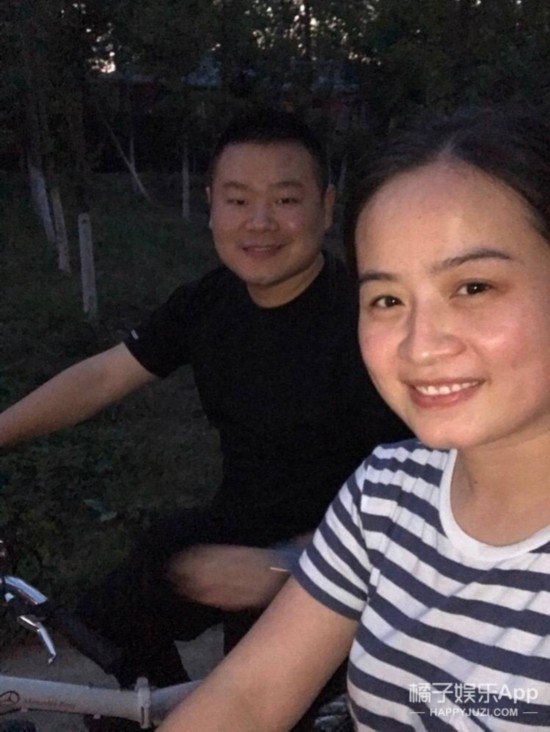 岳云鹏老婆被网友吐槽像保姆，霸气回复： 我的男人我乐意！