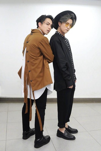 林宥嘉薛之谦凹造型 合影田馥甄李玟比美谁赢