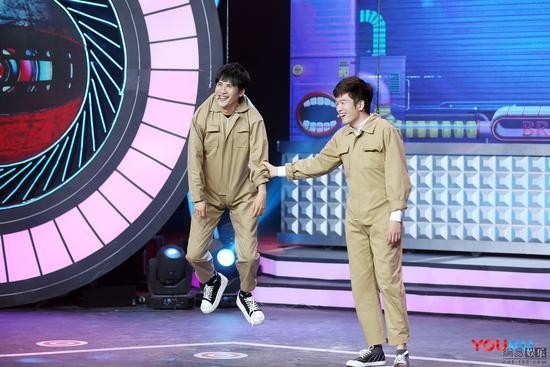 大张伟《脑大洞开》挖坑失败 大锁神梗来袭杨迪--人民网娱乐频道--人民网