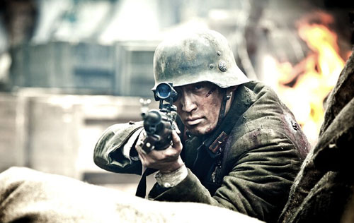 军歌嘹亮90年 黄晓明胡歌吴京段奕宏分享最爱