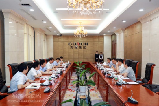 安徽省国资委副主任项小龙来海螺集团考察调研