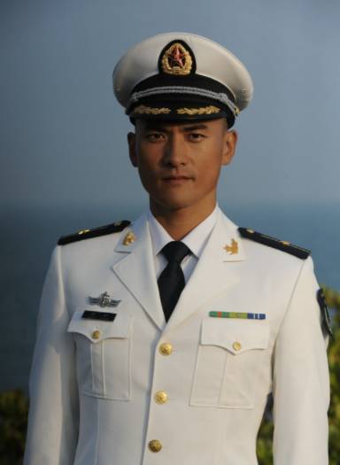 何洁谈感情泪崩:真的觉得好累,不会再结婚了!