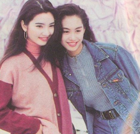 朱茵节目聊周星驰 朱茵周星驰昔日合影 朱茵海