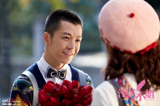 《泡芙小姐》改档新年1月 热辣爱情故事全面升