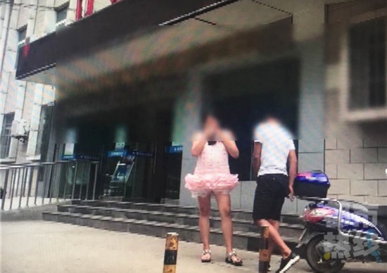 李师傅:"已经怀孕九个月了,马上面临生产."