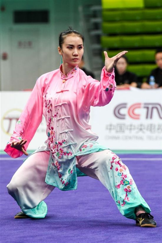 组图:全运会武术套路女子组全能太极拳赛况