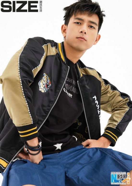李现登杂志封面 高衣品潮范儿十足