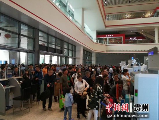 贵阳车站2017年暑运发送旅客516.7万人
