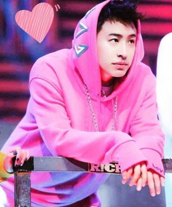 无尾熊CP七夕发糖!潘玮柏演唱会吴昕会现身?