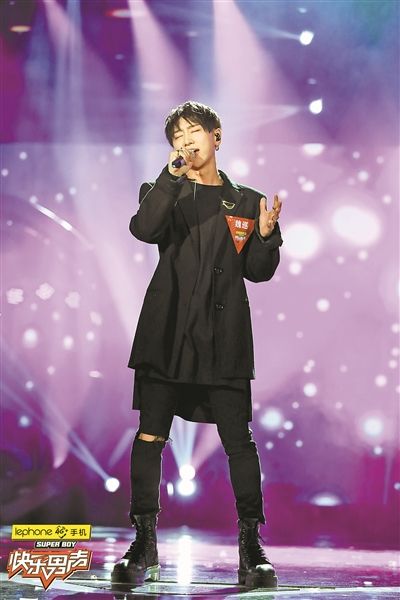 魏巡养鸡尹毓恪 《2017快乐男声》冠亚季军诞