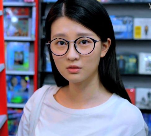 正午阳光取消艺人经纪业务 解析靳东王凯等人