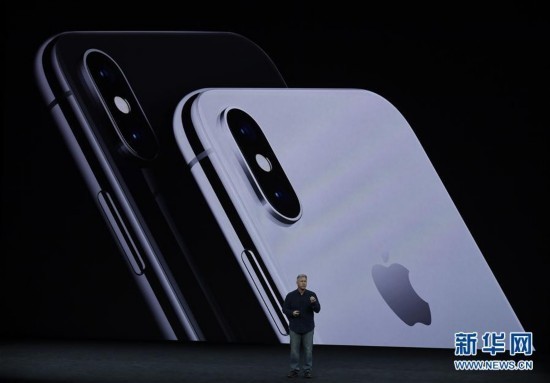 苹果公司举行新产品发布会 iPhone X亮相(组图