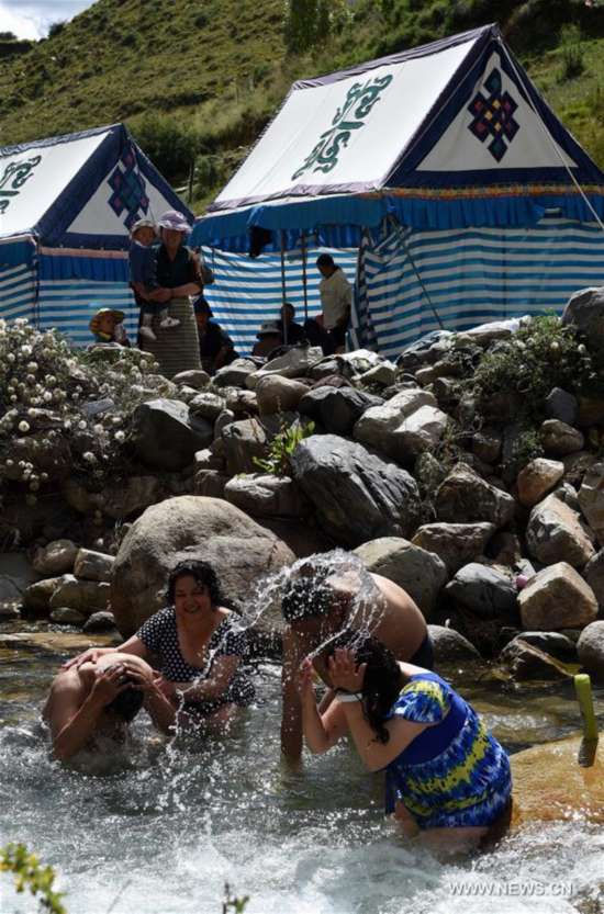 CHINA-TIBET-LHASA-BATHING FESTIVAL (CN) 