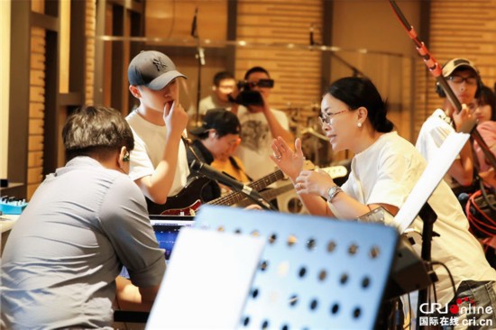 《中国新歌声》那英弃票:音乐是公平的,没什么