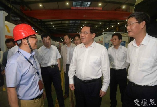 江苏沿海经济带如何建设?李强冒雨调研南通