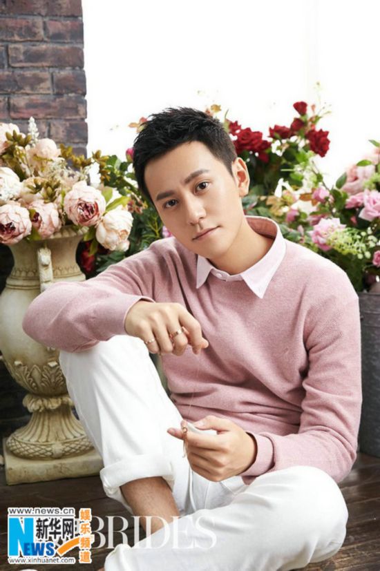 秦俊杰封面大片曝光 西装笔挺展霸道总裁范