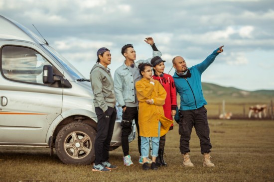 《马上出发》张丰毅搭档五人行 回归纯真声音旅行