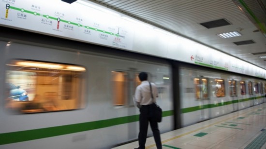 注意!地铁1、2、8号线10月1日-3日延长运营时间--上海频道--人民网