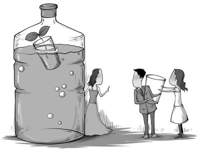 每天8杯水不科学 应因人而异