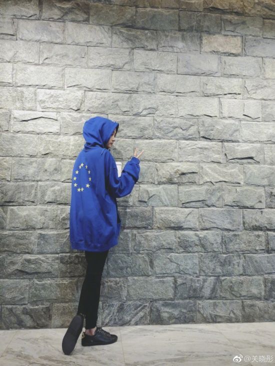 关晓彤与鹿晗CP新剧杀青 网友却说她模仿热巴