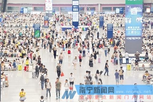 广西以南宁为中心的12310高铁经济圈效应凸