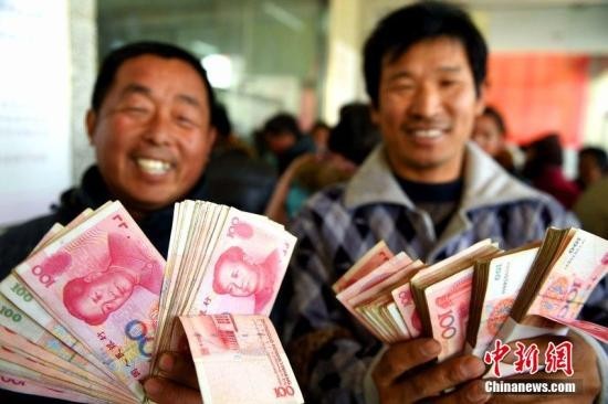 人社部:用人单位拖欠农民工工资将被列入黑名